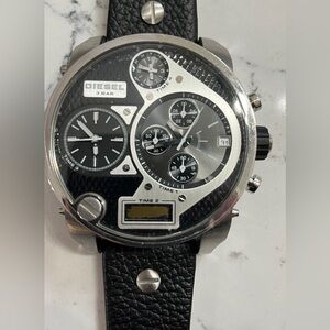 Diesel 3 Bar Watch